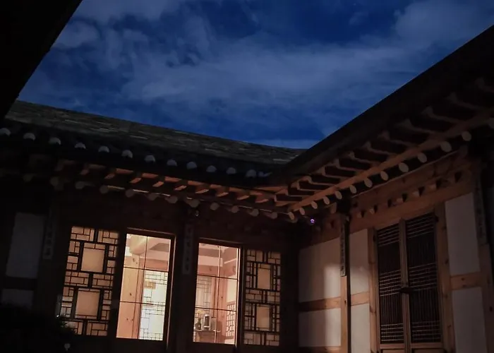 Cheong Yeon Jae Hanok