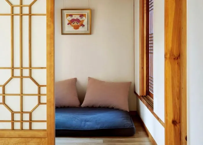 Maison d'hôtes Cheong Yeon Jae Hanok 2*